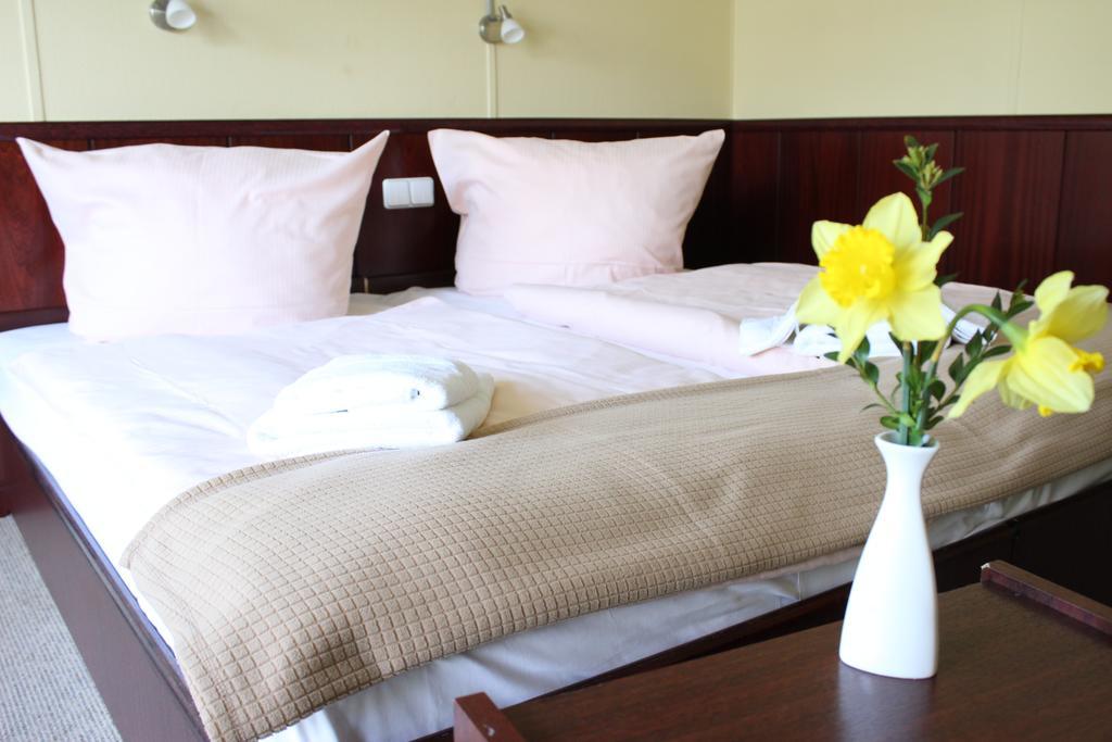 Hotel Dresden Domizil Room photo