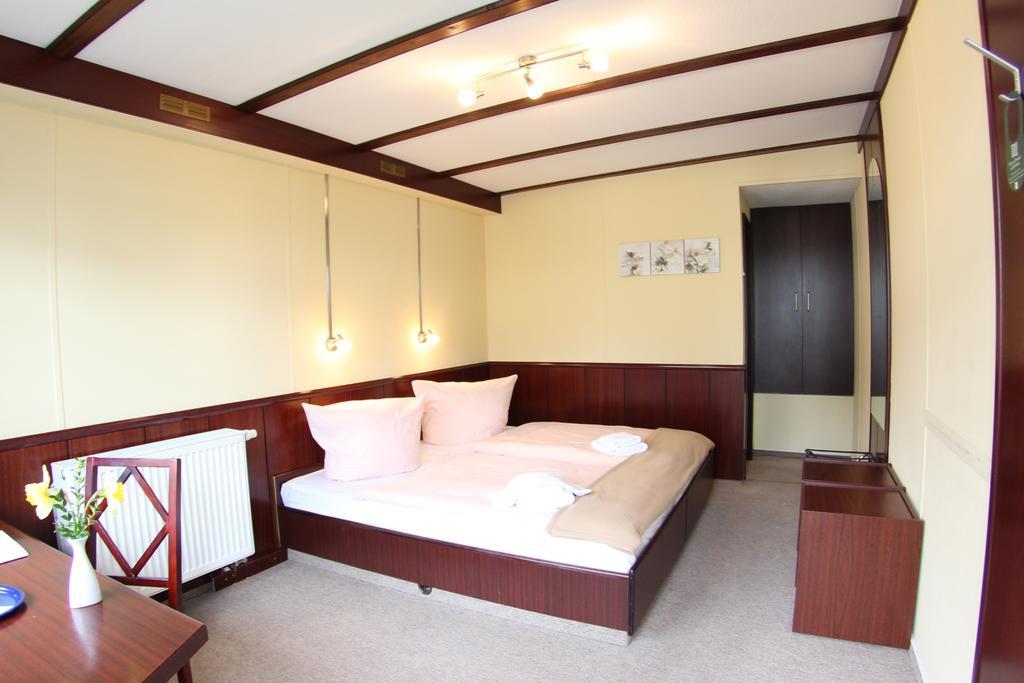 Hotel Dresden Domizil Room photo