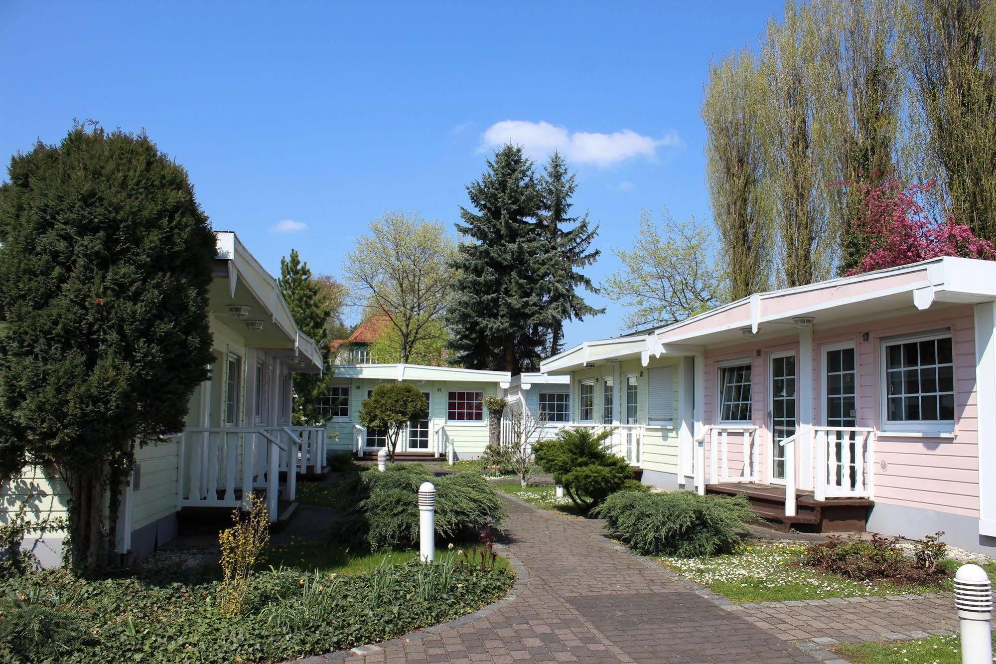 Hotel Dresden Domizil Exterior photo